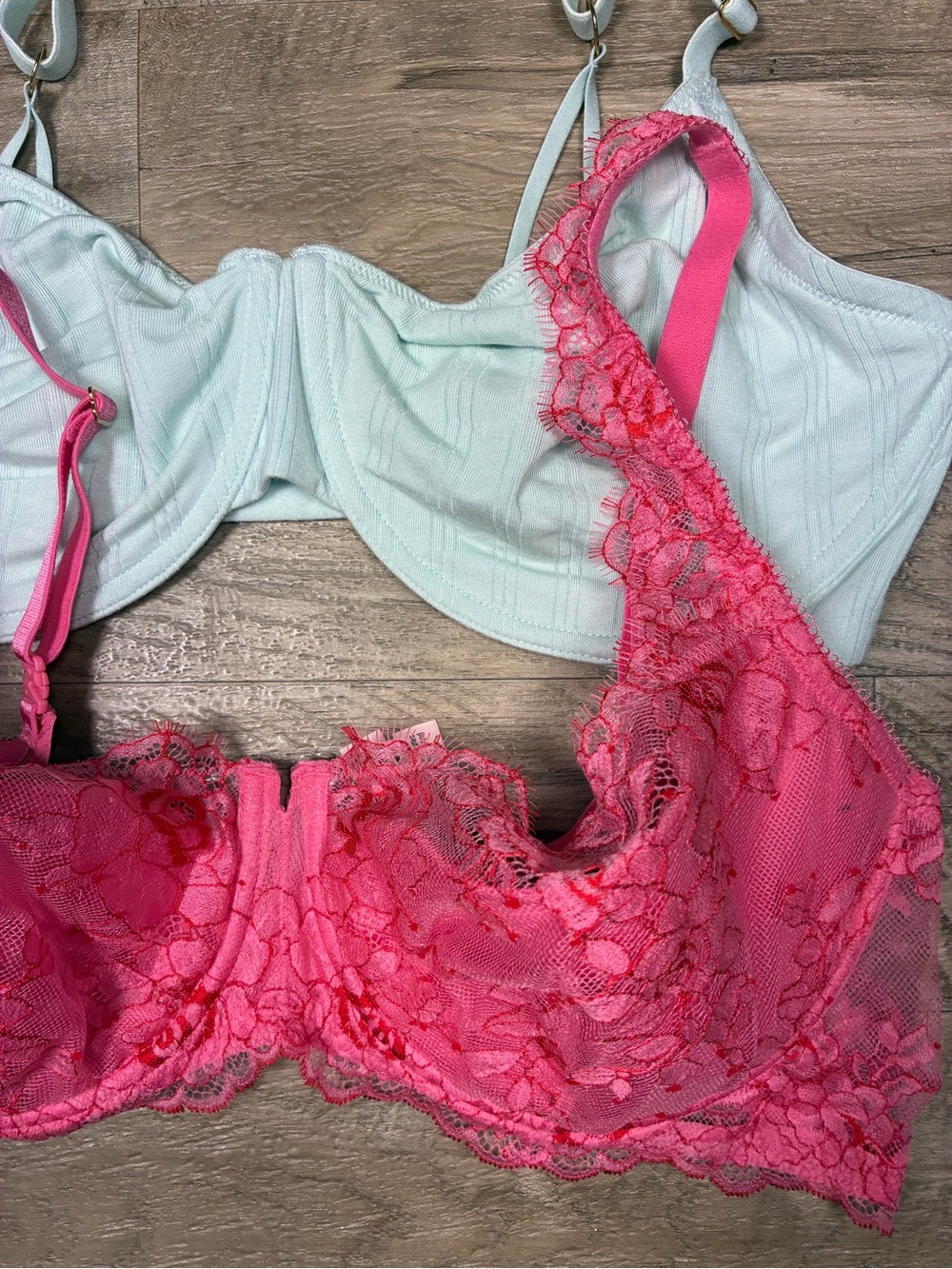 Victoria Secret 2 Bras Lace Balconette Underwired T Shirt Unlined Scoop - Picture 3 of 11